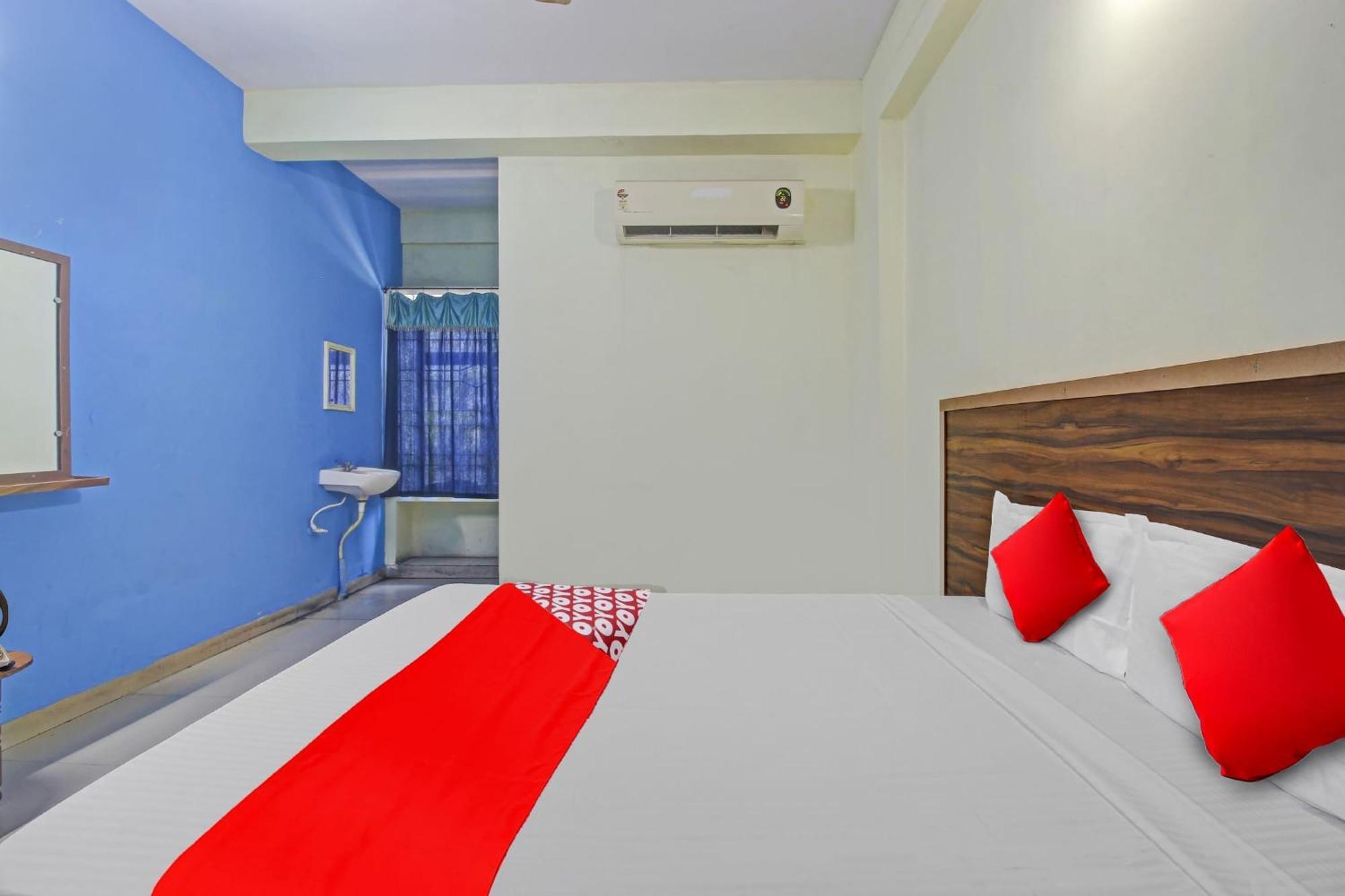 Hotel O Satya Inn Karimnagar Экстерьер фото