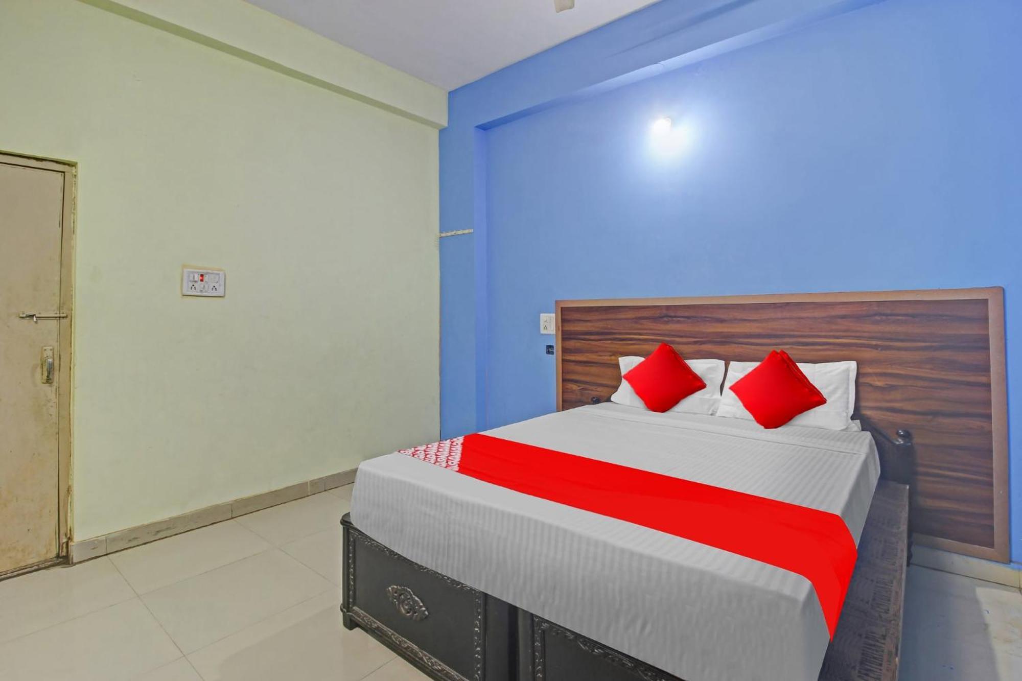 Hotel O Satya Inn Karimnagar Экстерьер фото